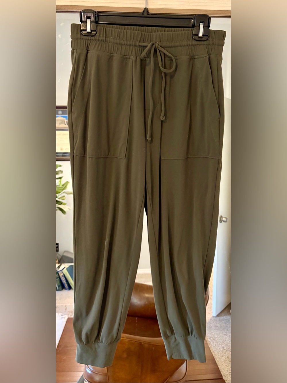 The LOFT Lou & Grey Olive Green Pants size Small Soft Cotton Stretch Lounge